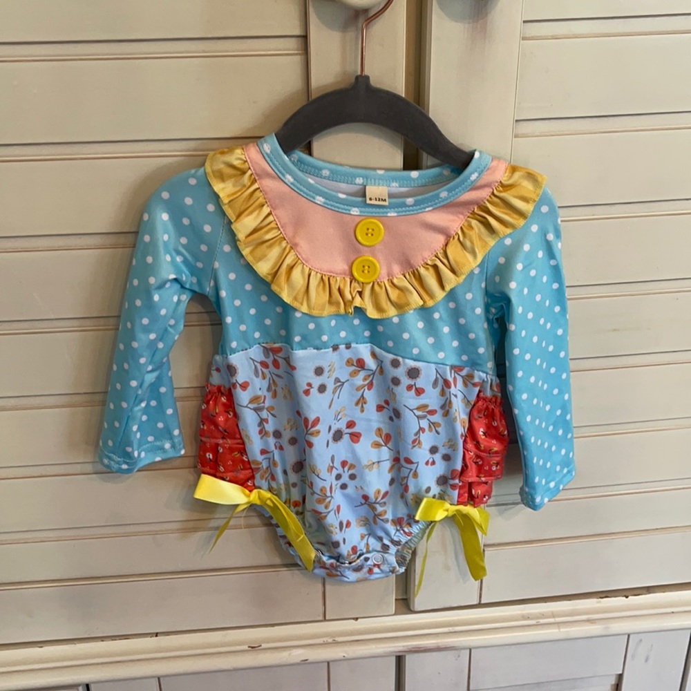 New boutique item.  Honeydew 6-12m